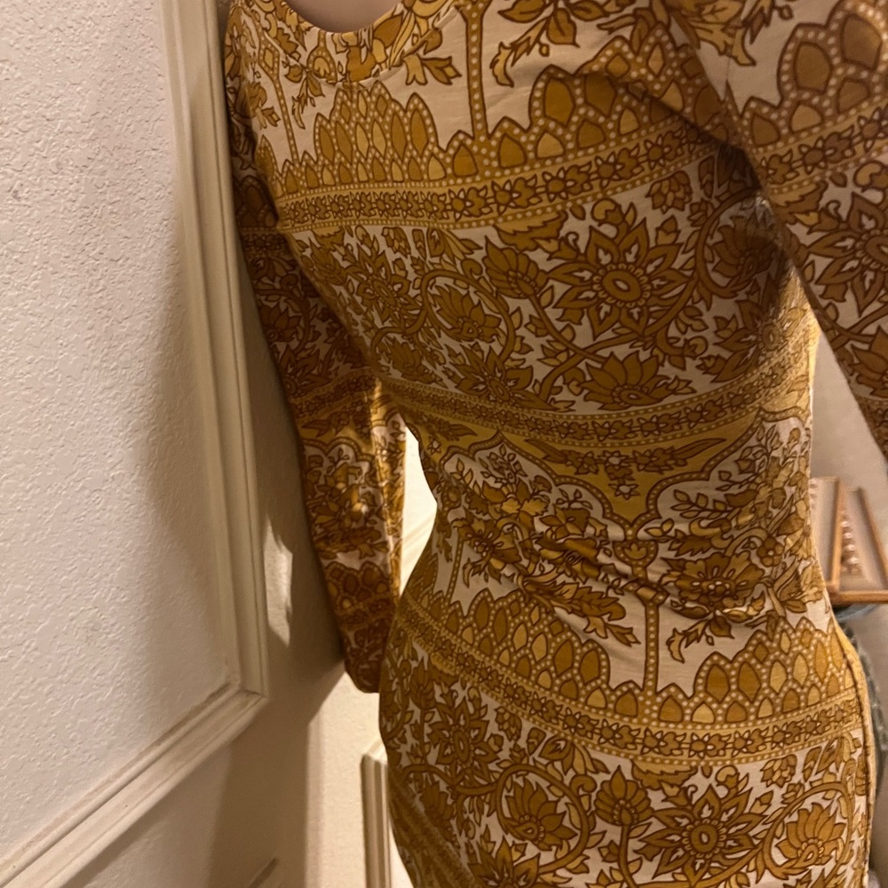 Shades of gold - Picture 6 of 7